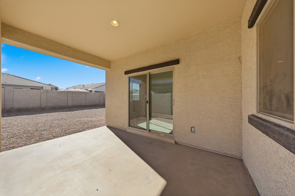 3BR Home in Maricopa , AZ photo 12