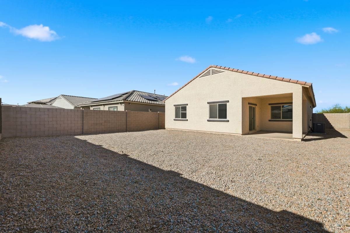 3BR Home in Maricopa , AZ photo 13