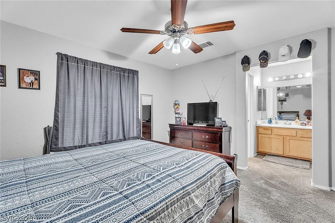 Las Vegas Condo Seller Financed with NO interest photo 2