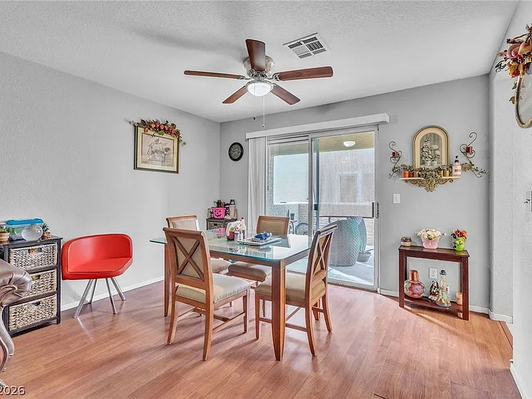 Las Vegas Condo Seller Financed with NO interest photo 5
