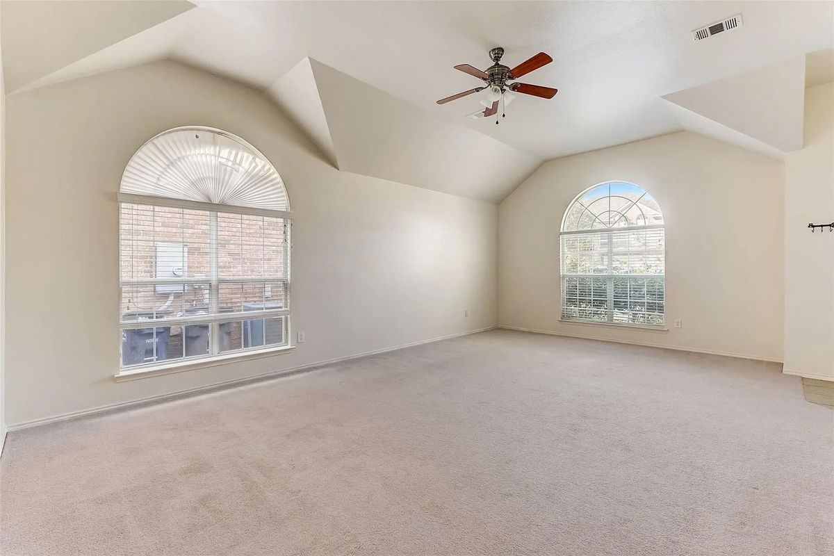 3BR/2BA Home in Fort Worth, TX photo 2
