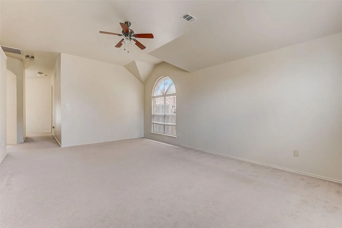 3BR/2BA Home in Fort Worth, TX photo 10