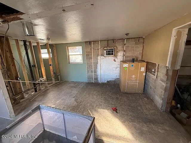 4BR/1BA Home in Daytona Beach, FL photo 3