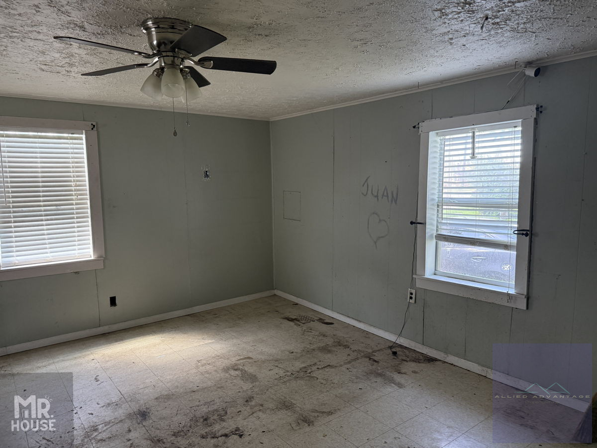 2BR/1BA Home in Baytown, TX photo 4