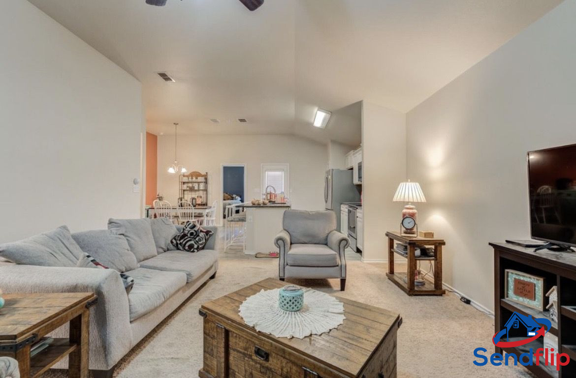 3BR Home in Lubbock , TX photo 5
