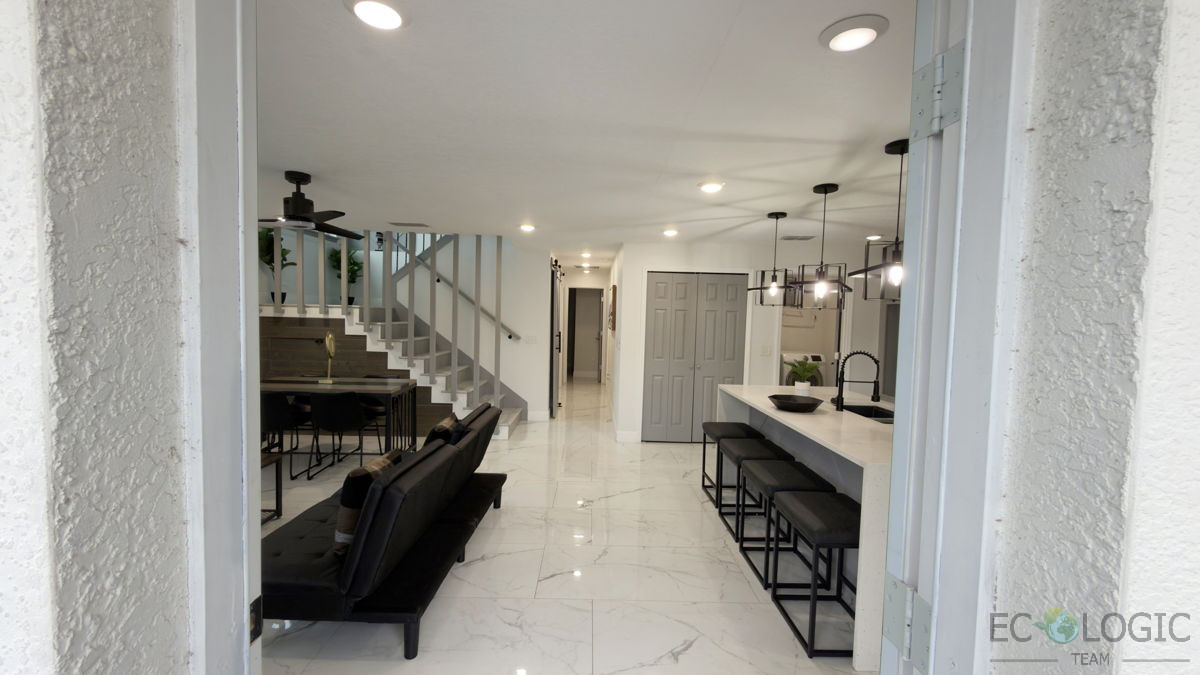 4BR Home in Orlando , FL photo 8