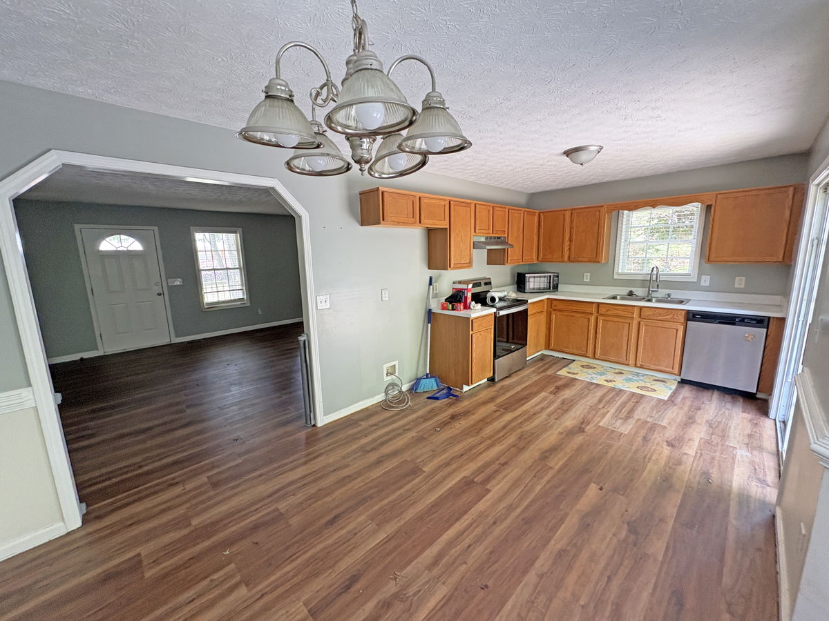 3BR Home in Dallas , GA photo 5