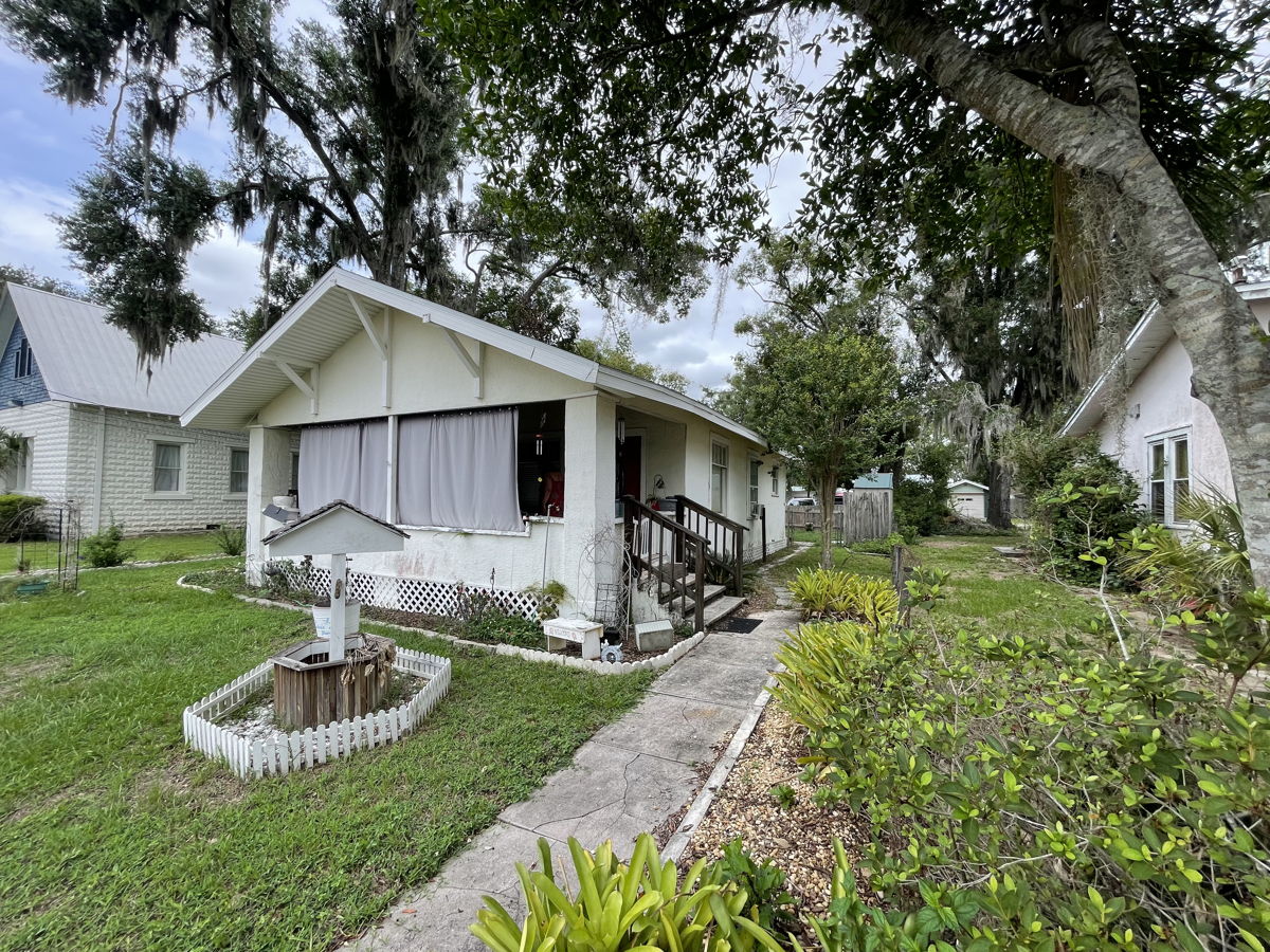 ☀️🏡(Zephyrhills FL) 1Br / 1Bth  SFH Charmer Minutes from Downtown! 🏡☀️