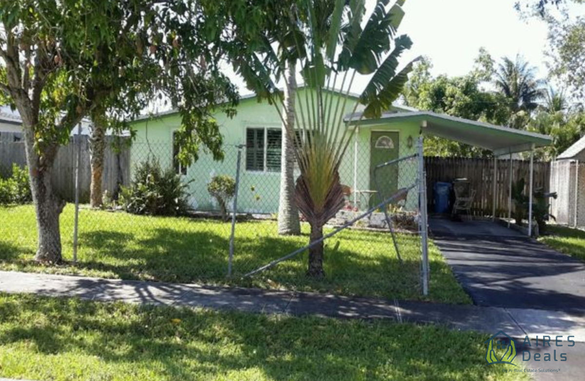 Full Rehab Opportunity in Oakland Park