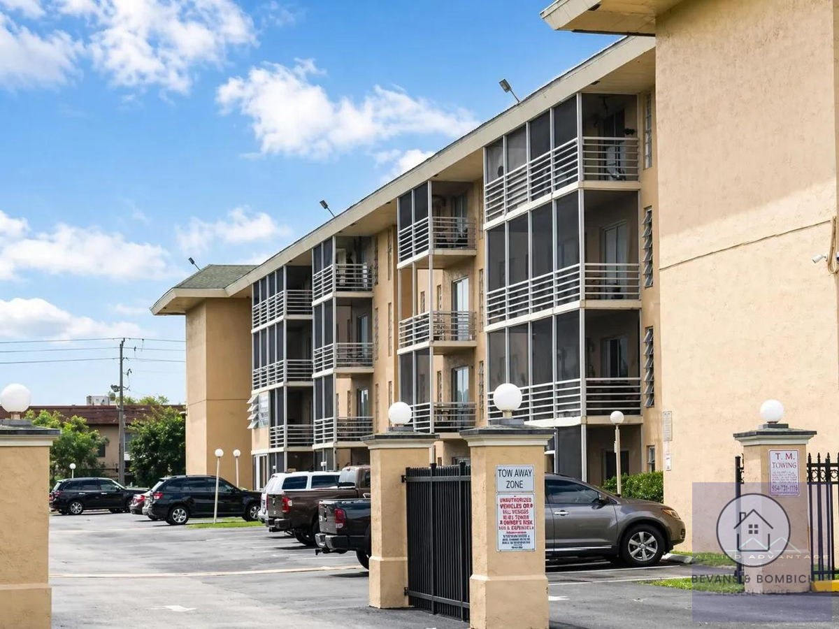 Lauderdale Lakes