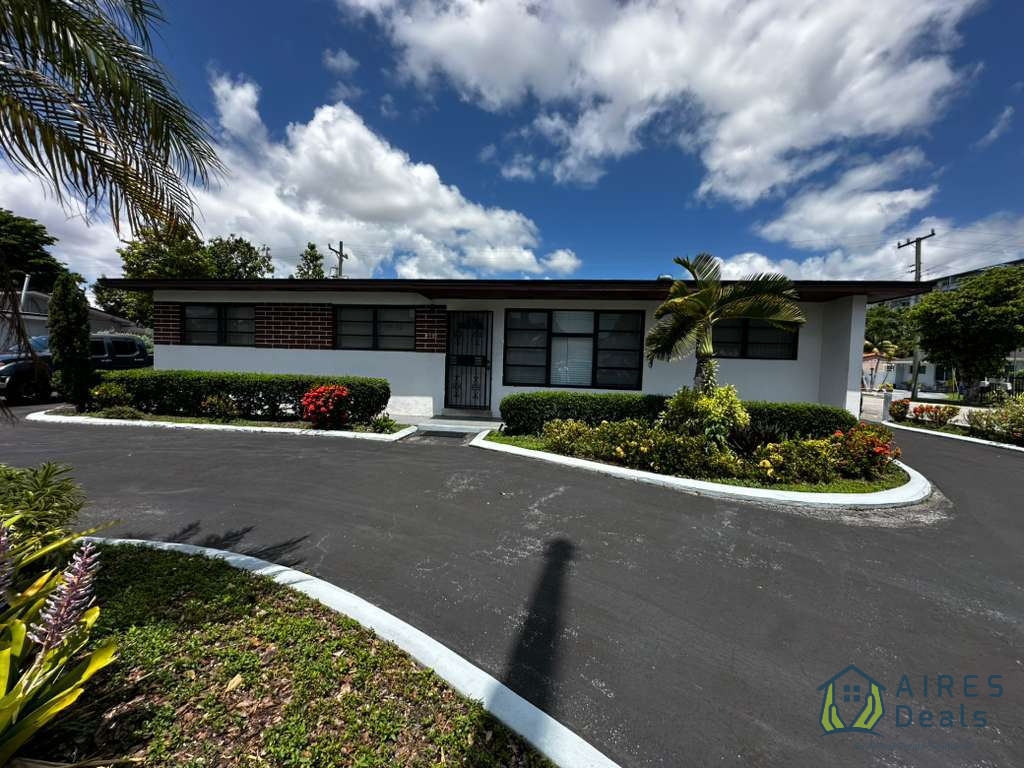 HIALEAH FLIP + AIRBNB OPPORTUNITY | 4/2 UNDER $550K | ARV $725K+