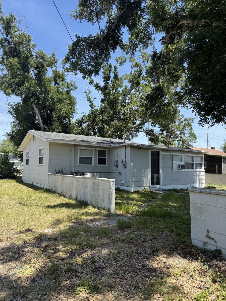🔥👀(St Pete FL) 3 /1 SHF Clean Turnkey Rental 👀🔥