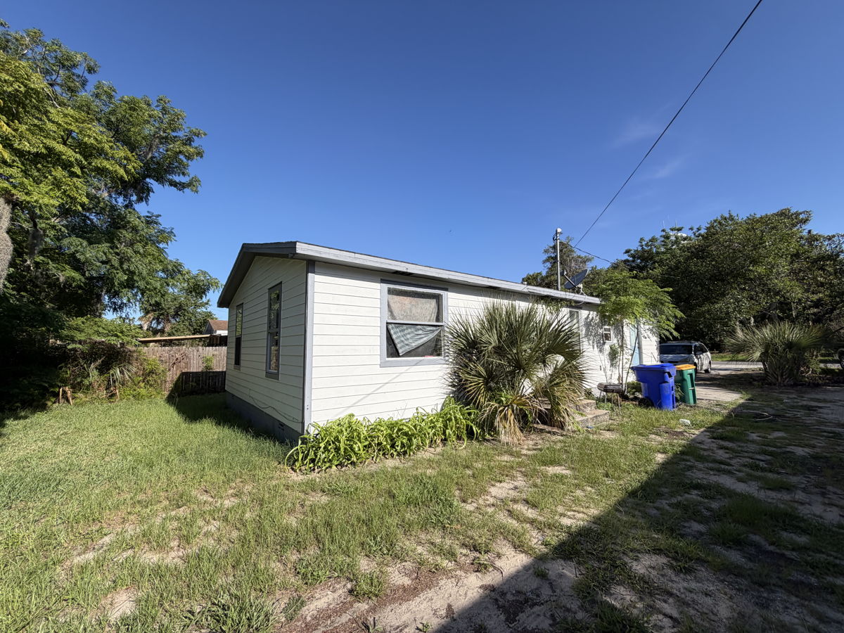 ✩  Tavares FL ✩  ✩ W. Alfred St, ✩ Lake County ✩ 32778