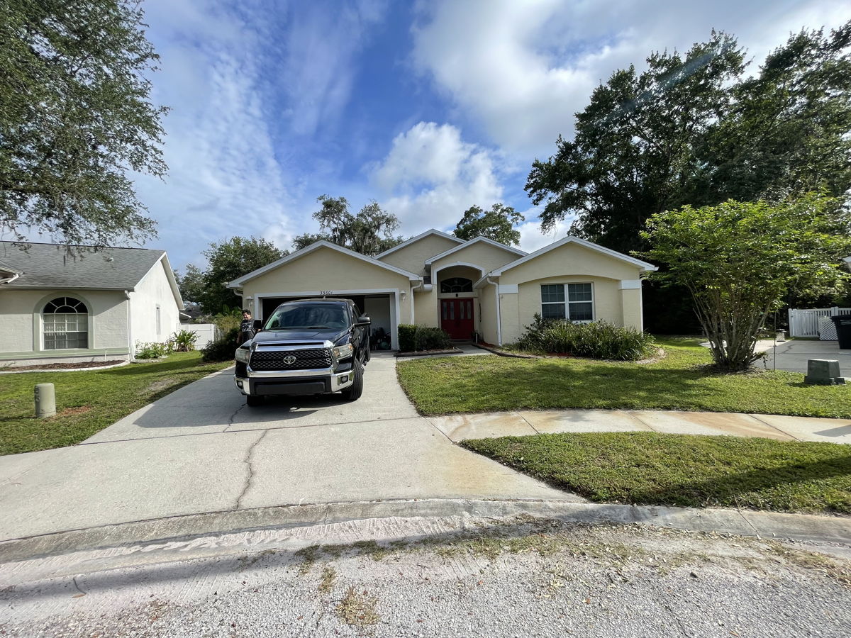 ☀️🌴(Zephyrhills FL) 3 / 2 / 2 Block Non Flood Clean Cosmetic Flip 🌴☀️