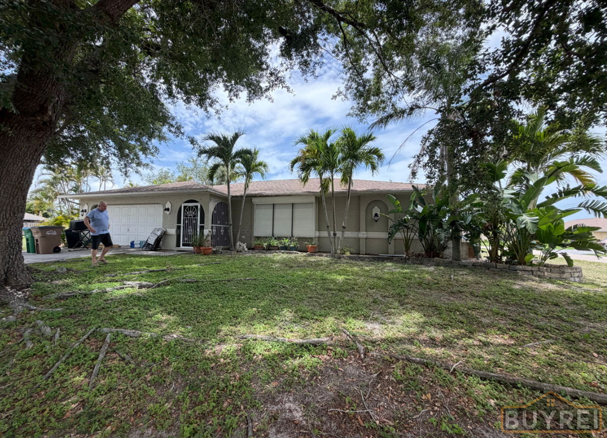 🚨🏡Cape Coral 3/2 — Screened Pool, 140K Spread, SE Location🔨🚨