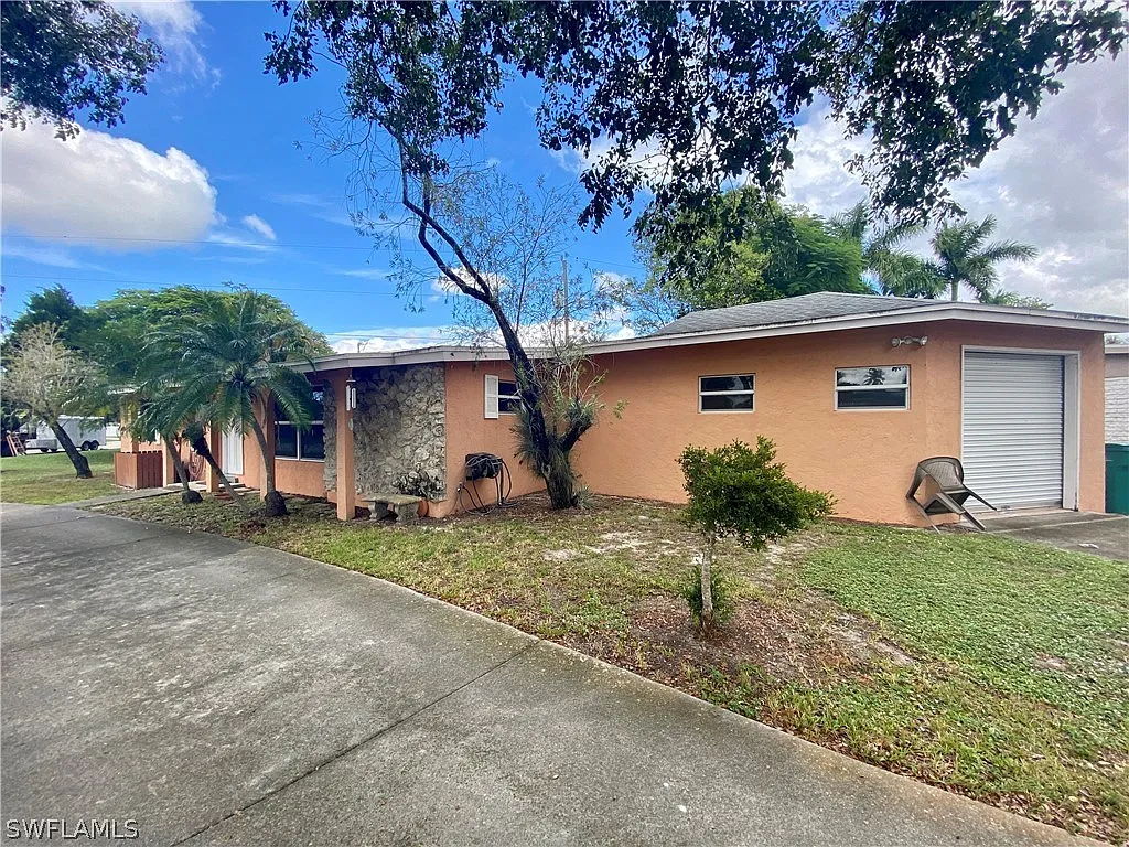 Prime Naples Vacant Lot — $499,999 | COE July 17