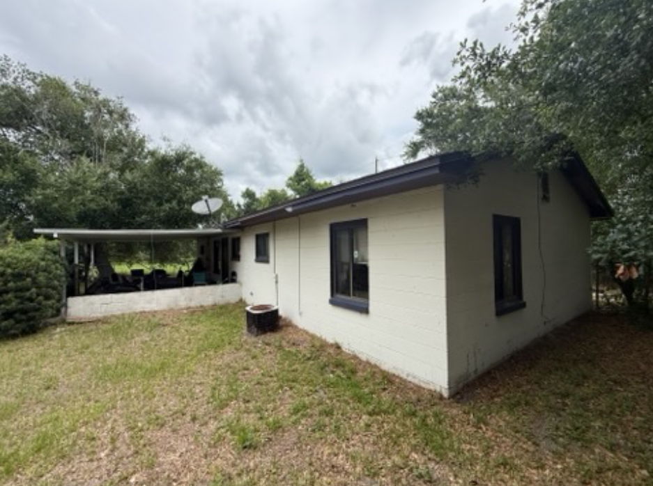 🏠 32809 Orlando | 0.4 Acre Lot | 2/1 Block | Newer Water Heater | AS-IS Deal