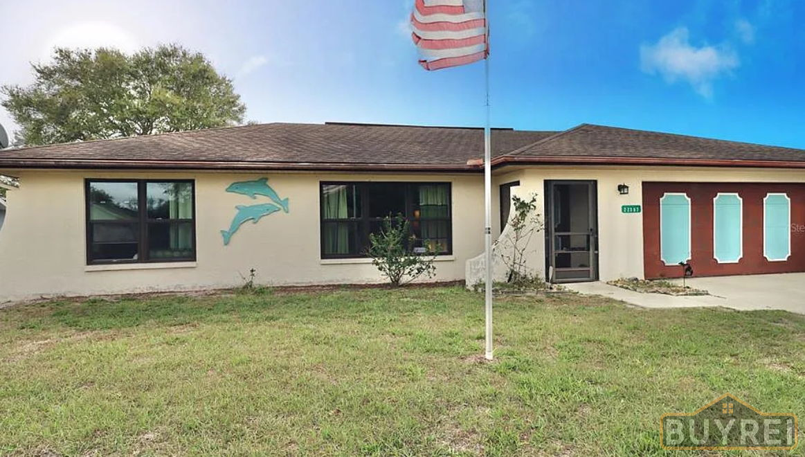 🚨🏡Port Charlotte 2/2 — Pool, New Roof, 130K Spread🔨🚨