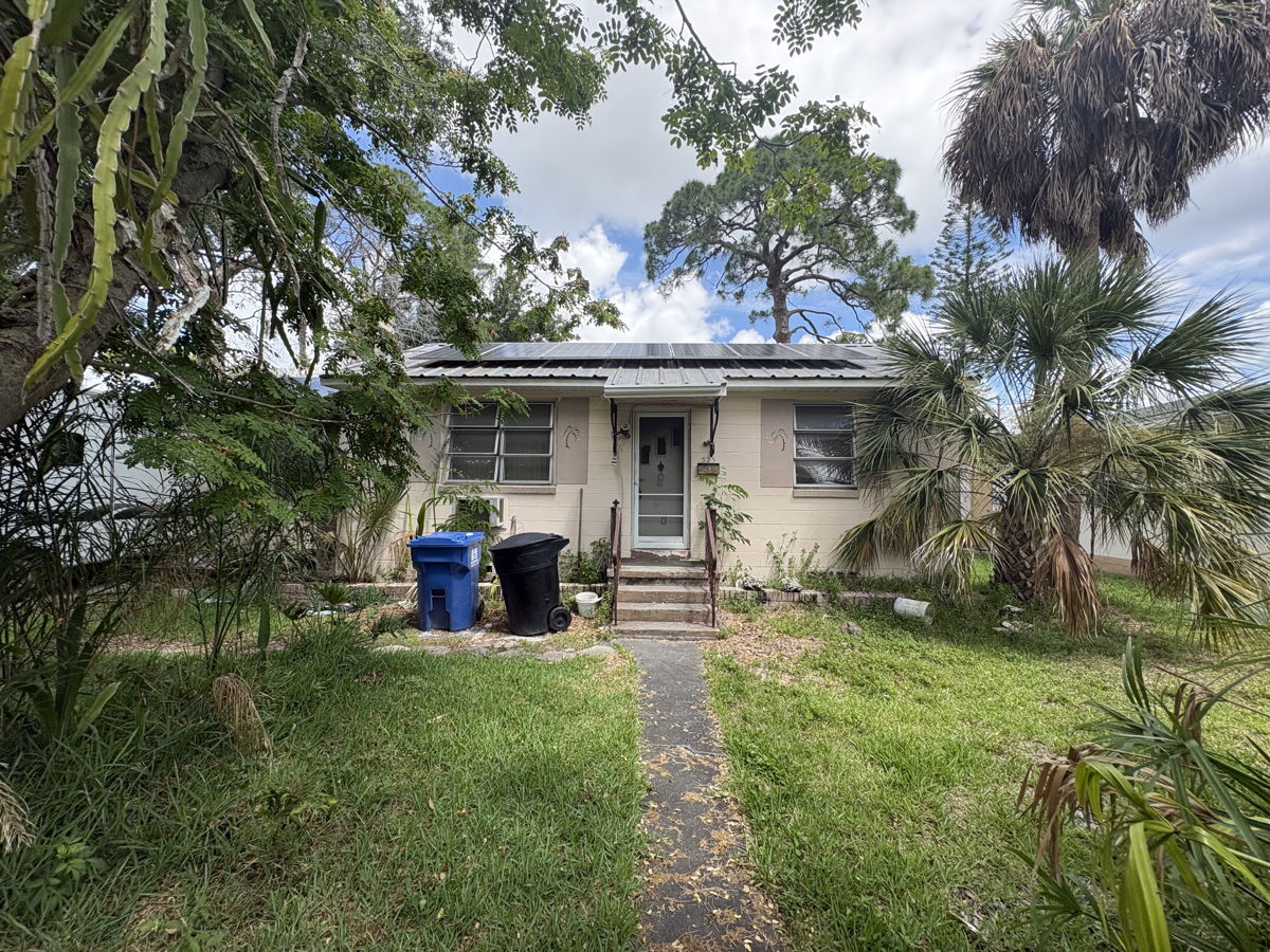 🏚North St Pete Teardown🏡 Riviera Bay - Comps $800K+