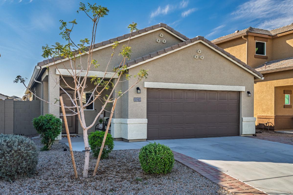 3BR Home in Maricopa , AZ