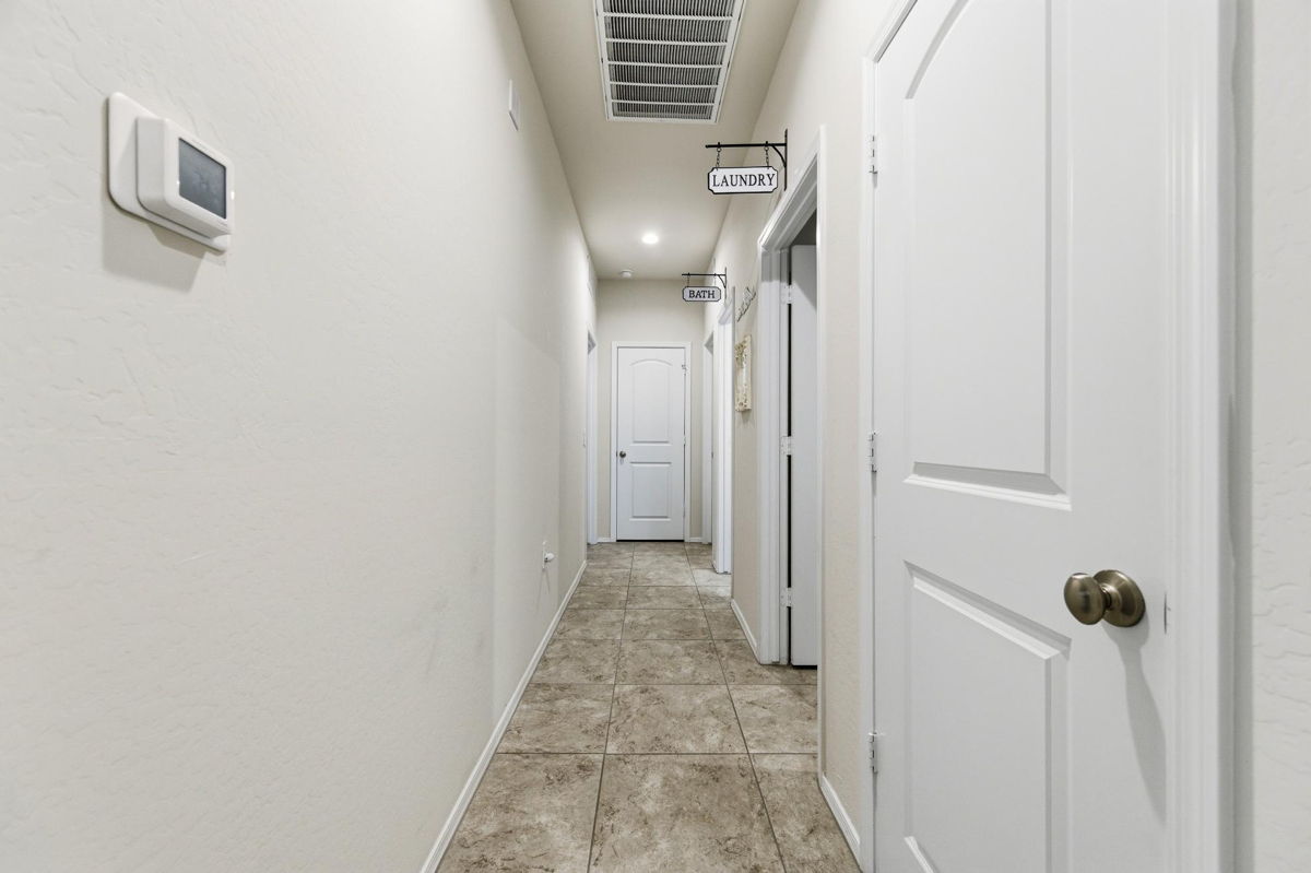 3BR Home in Maricopa , AZ photo 10