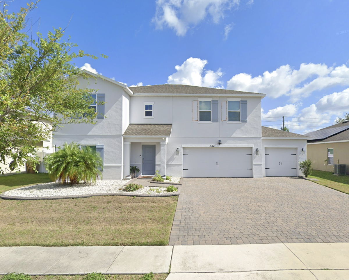 Cosmetic quick flip in Kissimmee