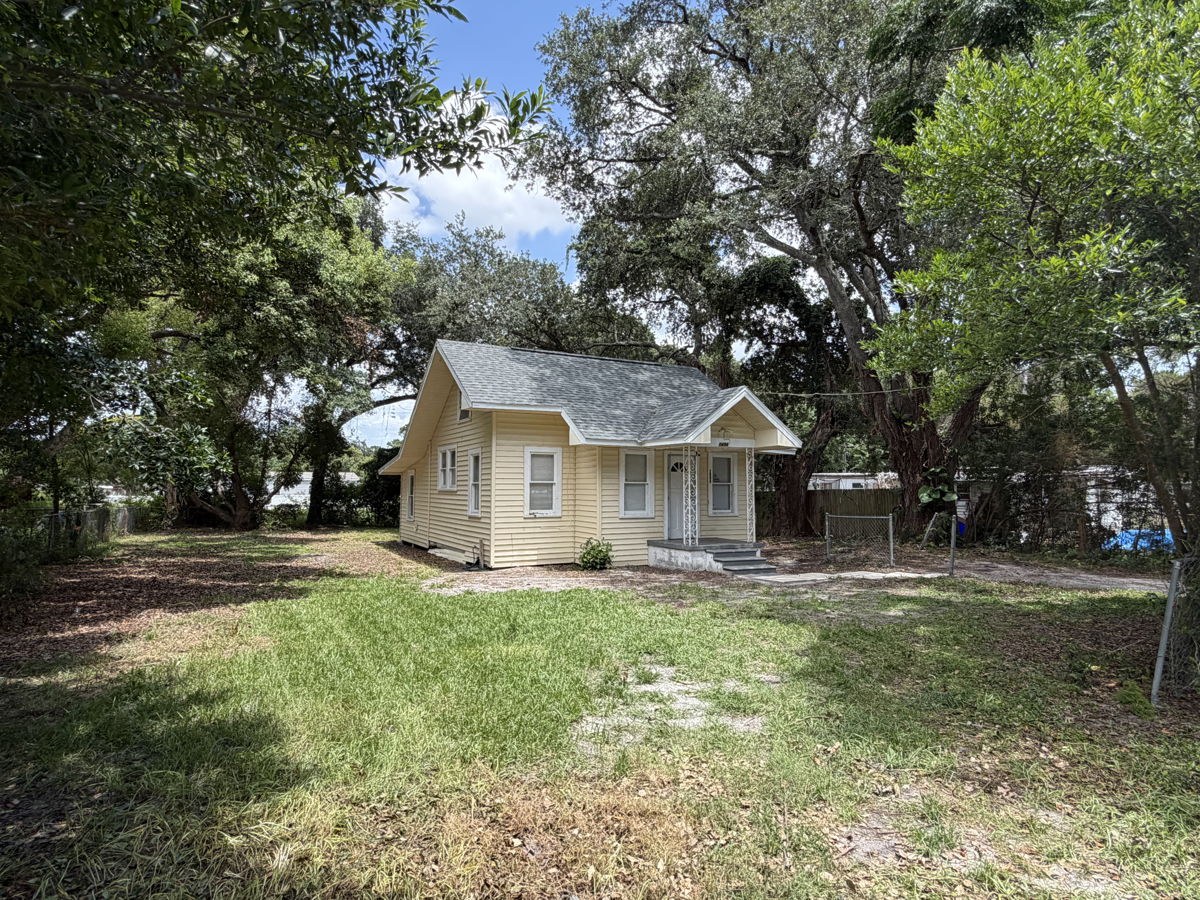 Cash Cow! Perfect 2/1 home with great lot. Could be a great rental or flip.