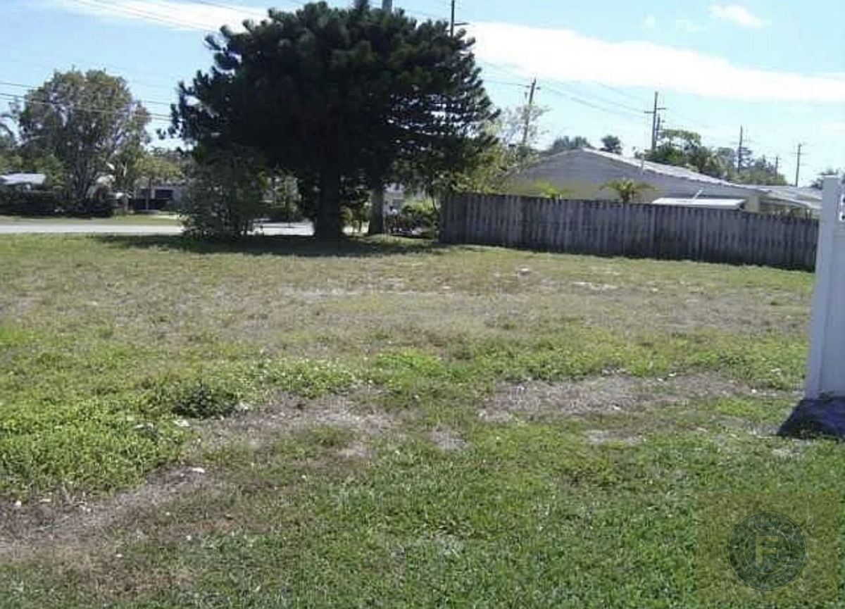 GREAT FIX AND FLIP OR BUY AND HOLD IN 900 Guava Isle, Fort Lauderdale, FL 33315 LAND
