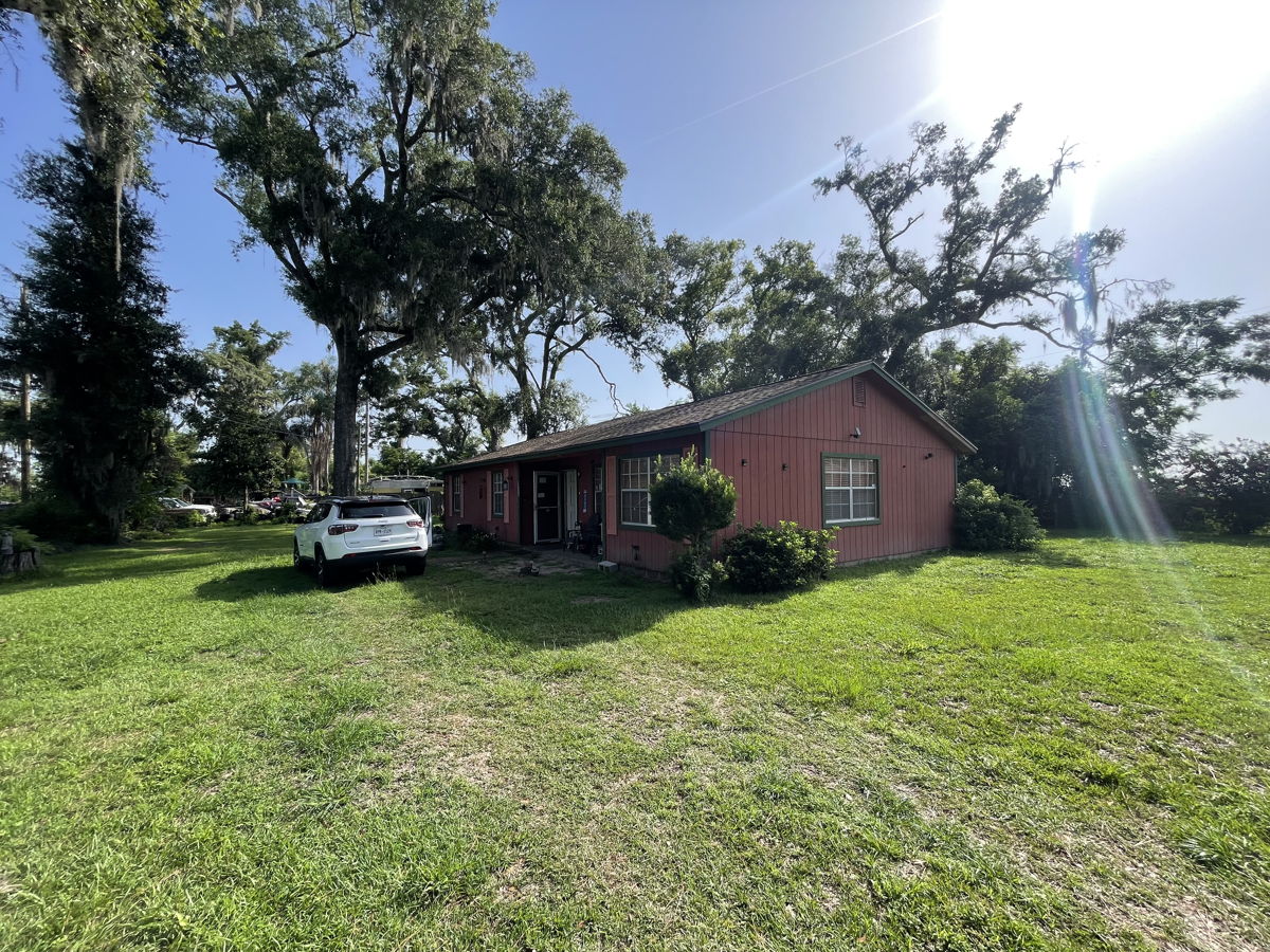 🔥🌳(Dade City FL) 4 / 2 Block Non Flood on Huge Lot! 🌳🔥