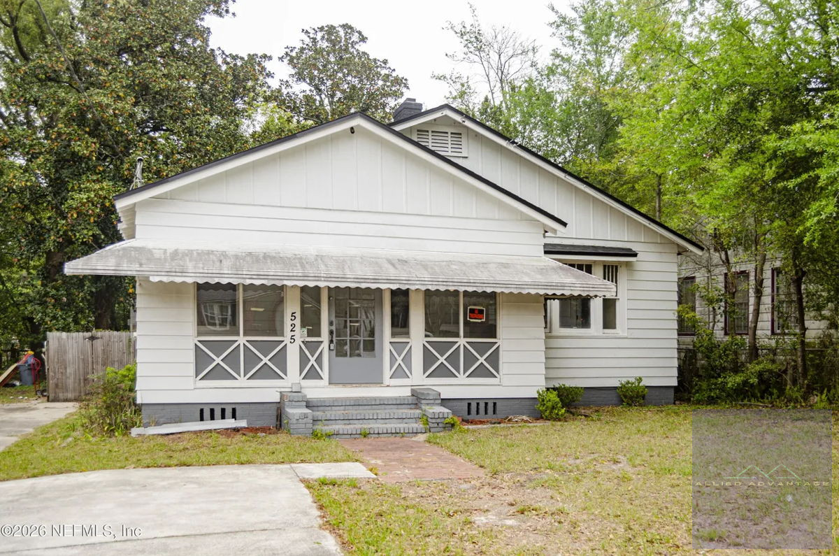 3 Unit property in Jacksonville