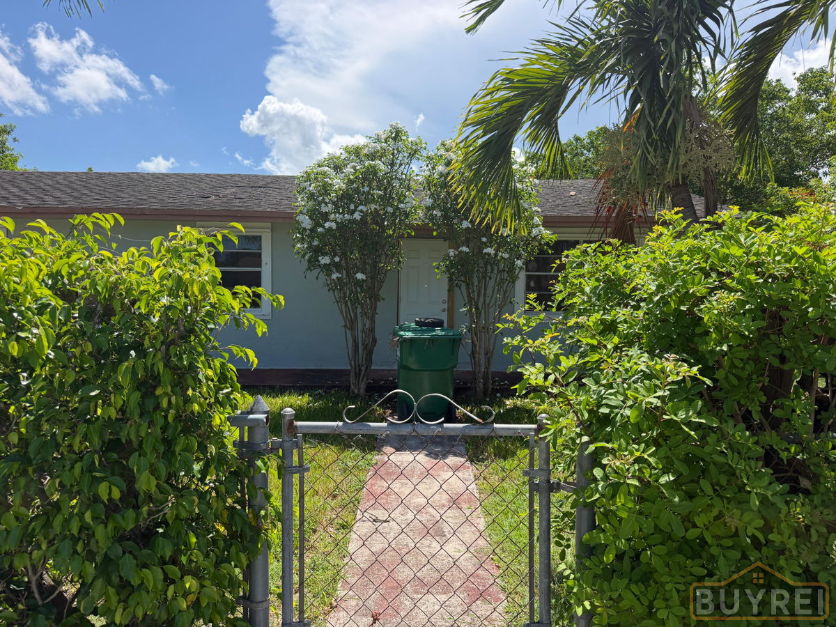 New Full Rehab Opportunity in Homestead! Offer Now!