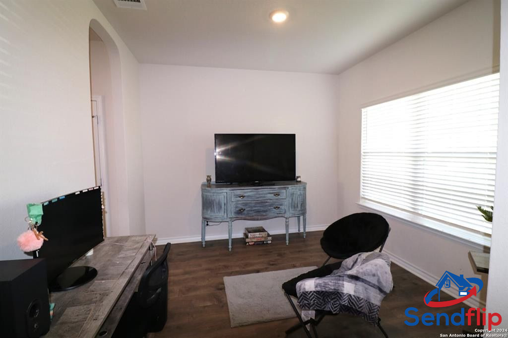 5BR Home in San Antonio , TX photo 7