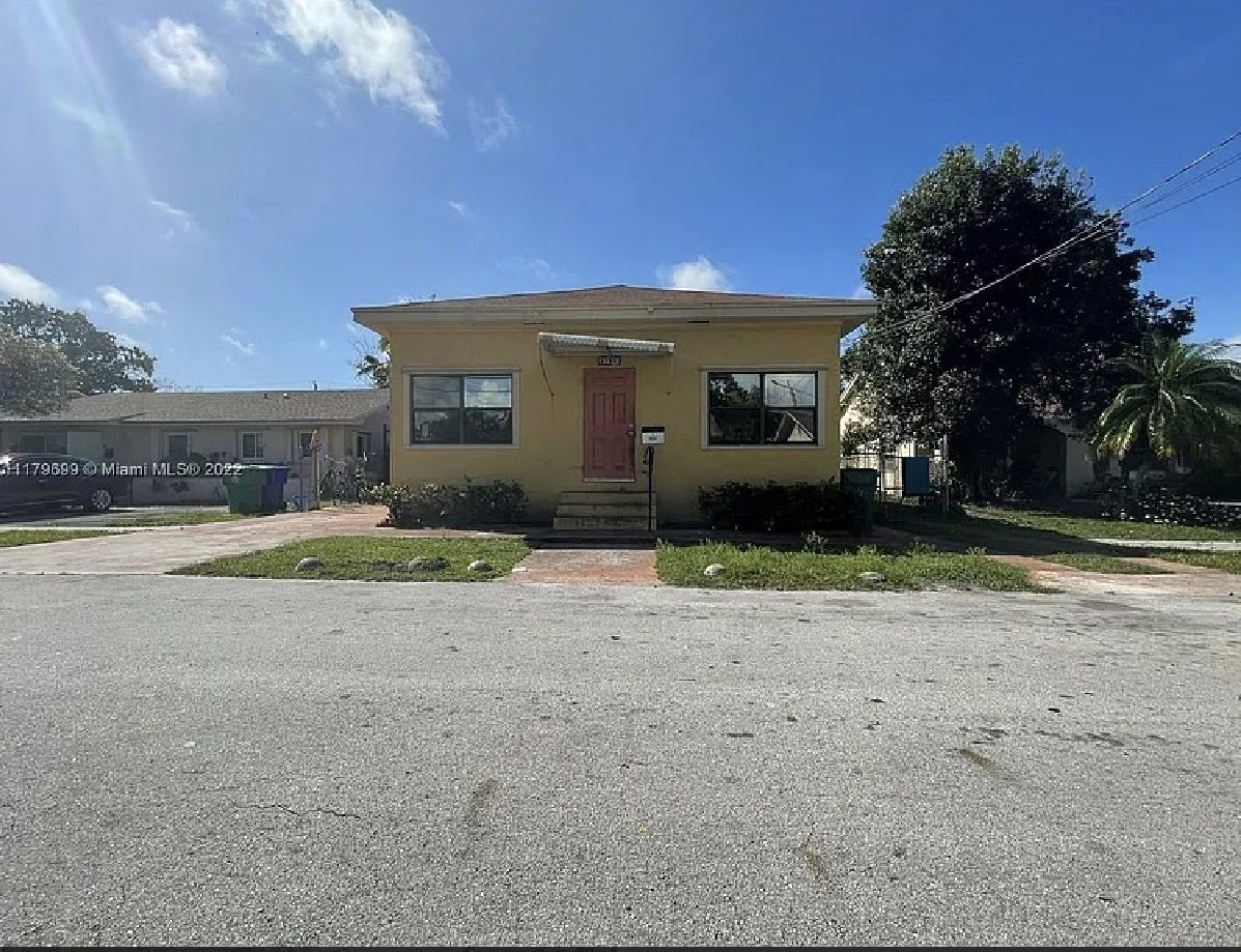 MIAMI FIX & FLIP OPPORTUNITY | WEST COCONUT GROVE