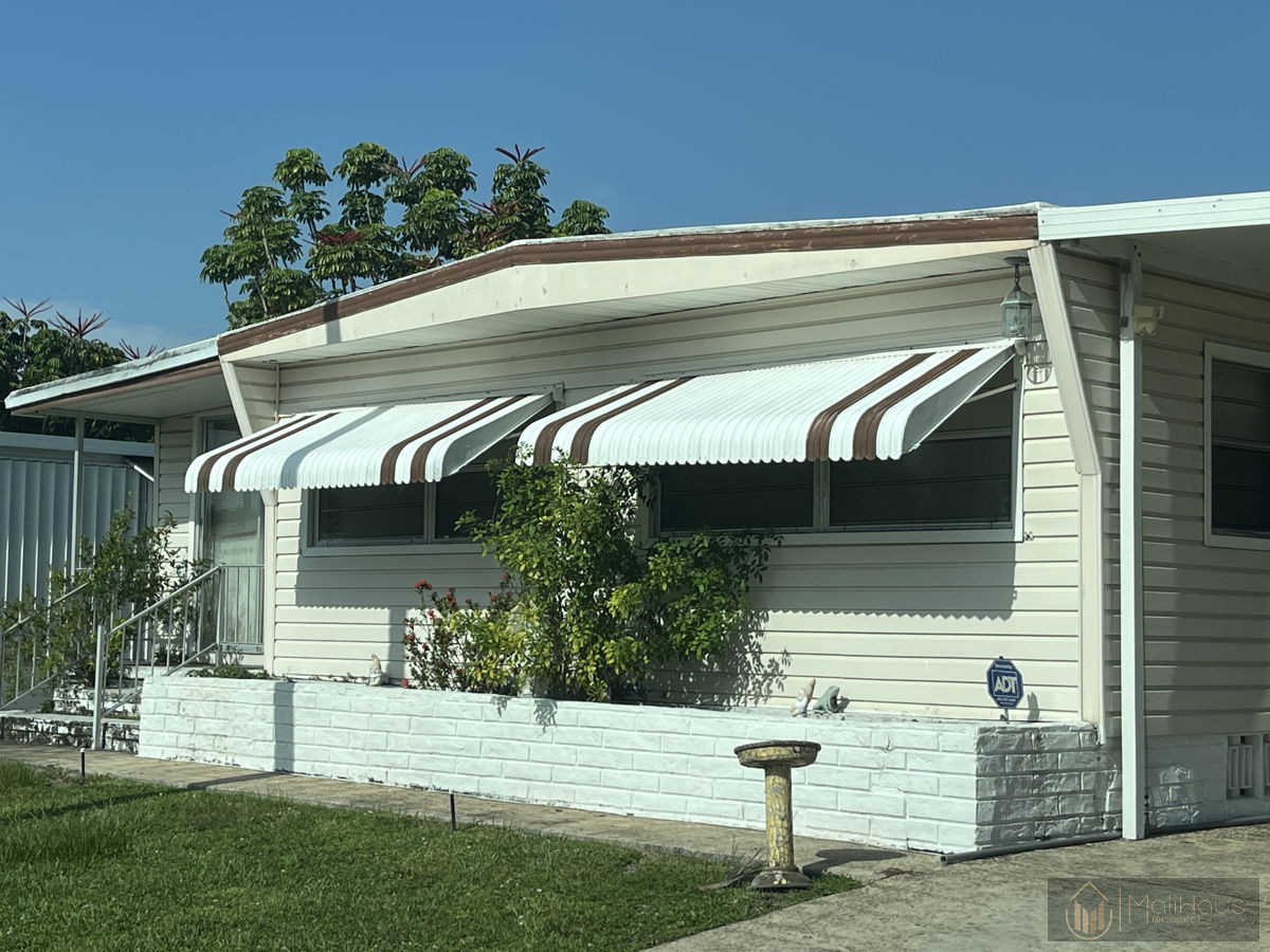 2BR Home in Davie , FL