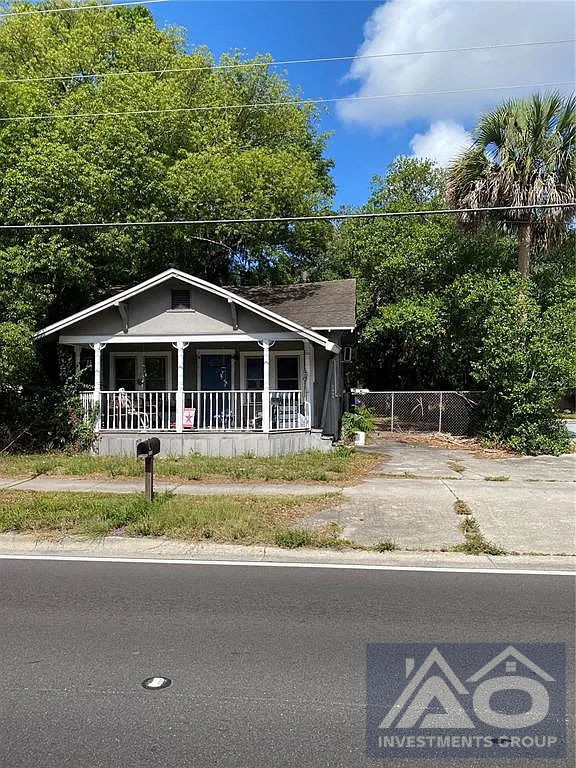(SANFORD) 2 Beds / 1 Bath for 114k worth 180k!