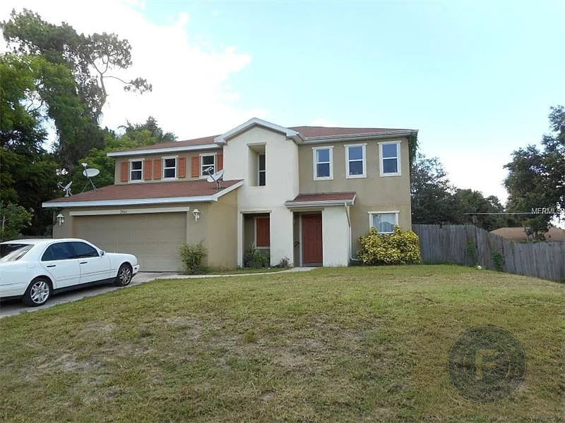 GREAT FIX AND FLIP OR BUY AND HOLD IN 21468 Dawson Ave, Port Charlotte, FL 33952