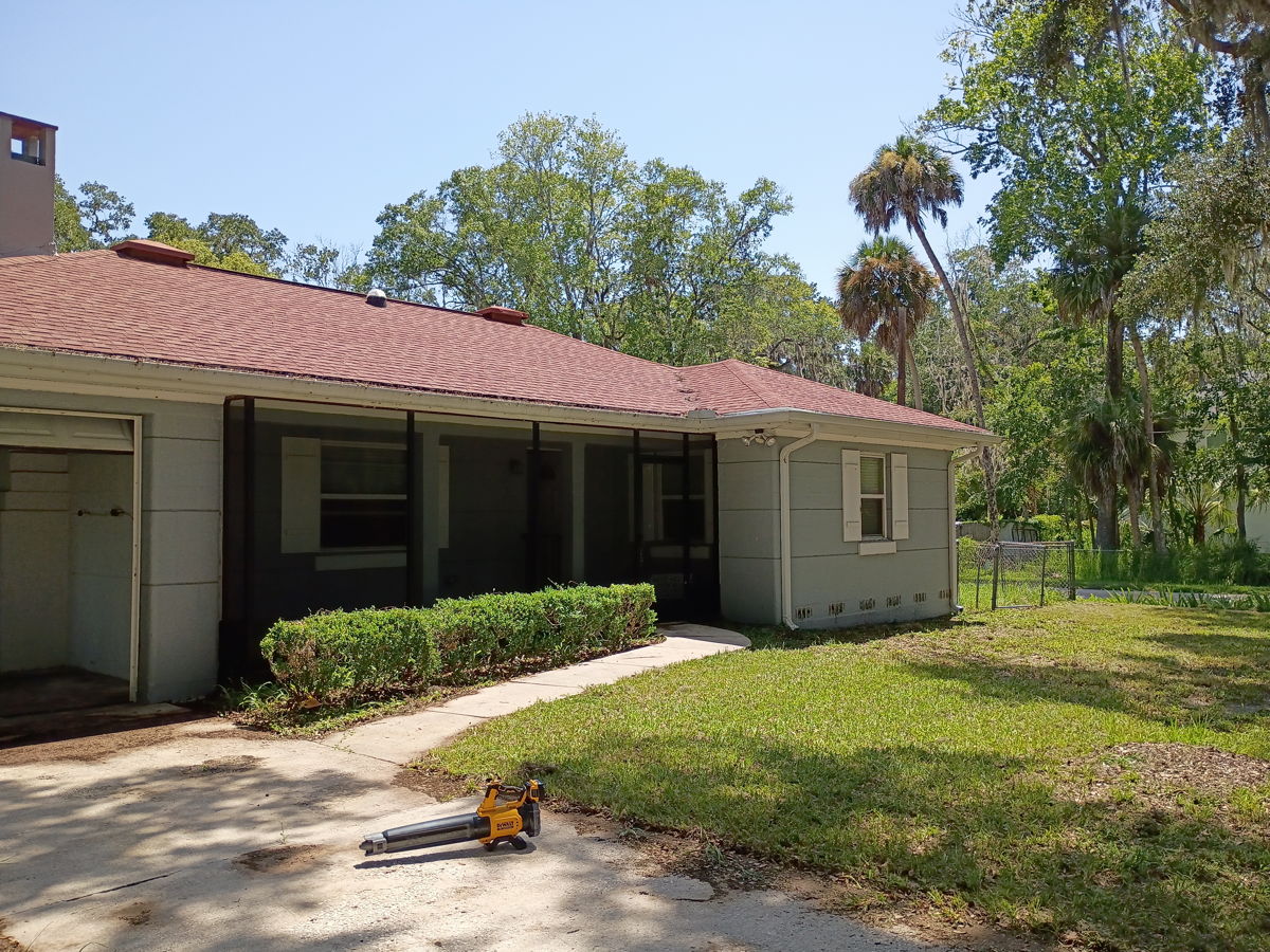 Concrete block home on joists in Crystal River