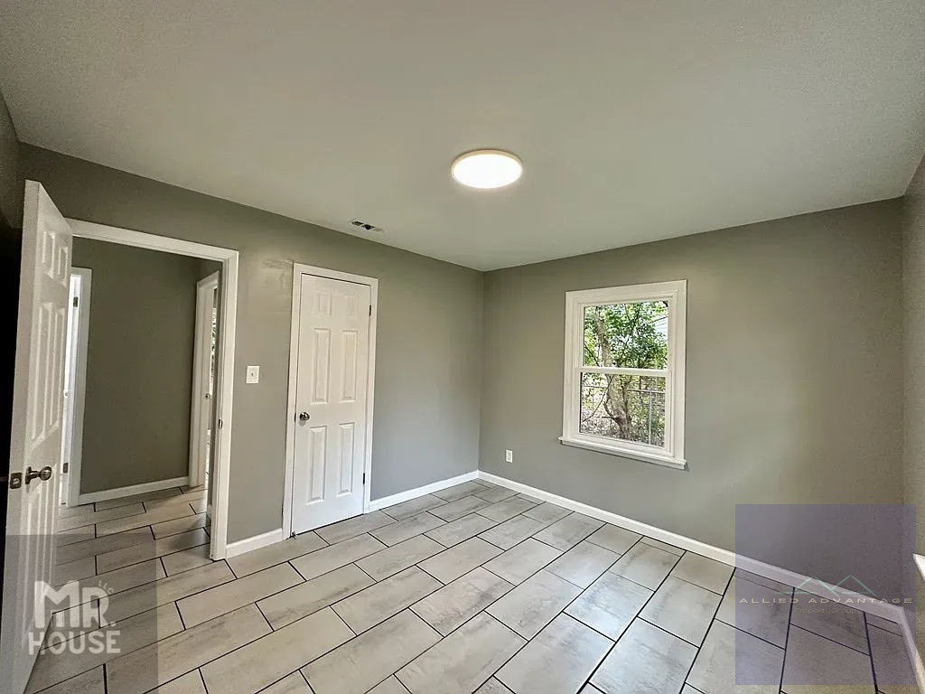 3BR Home in Valdosta , GA photo 7