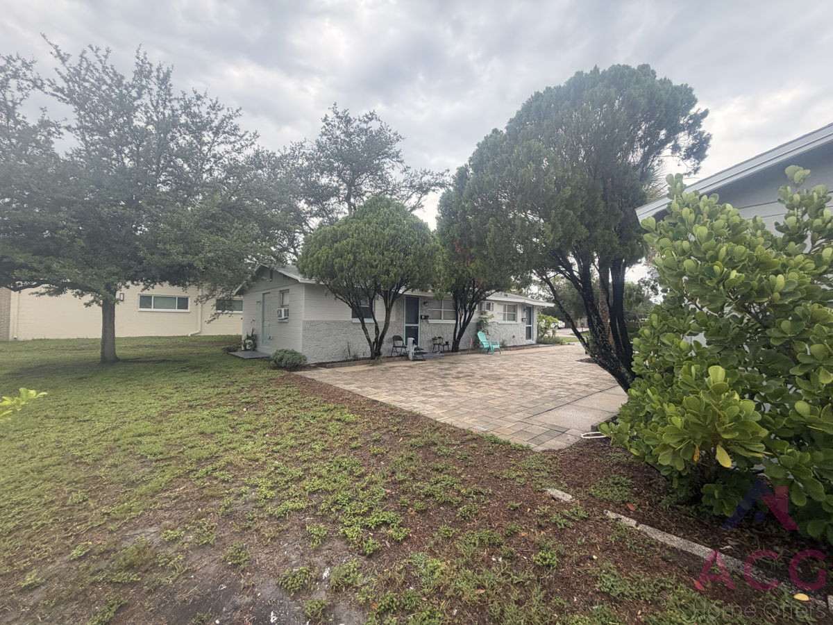 ( St. Petersburg,33702) Cash-Flow BLOCK Duplex with Value-Add Upside
