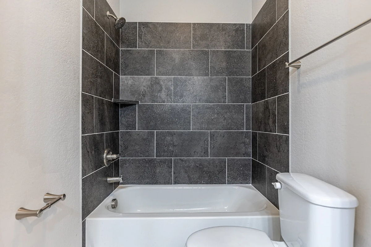 4BR Home in San Antonio , TX photo 10