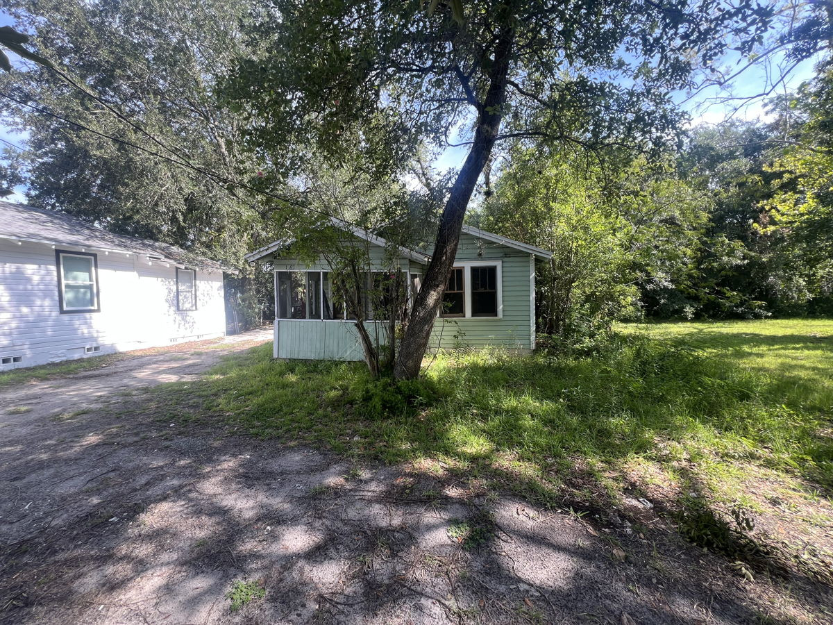 1869 W 12th St. Jacksonville, FL 32209