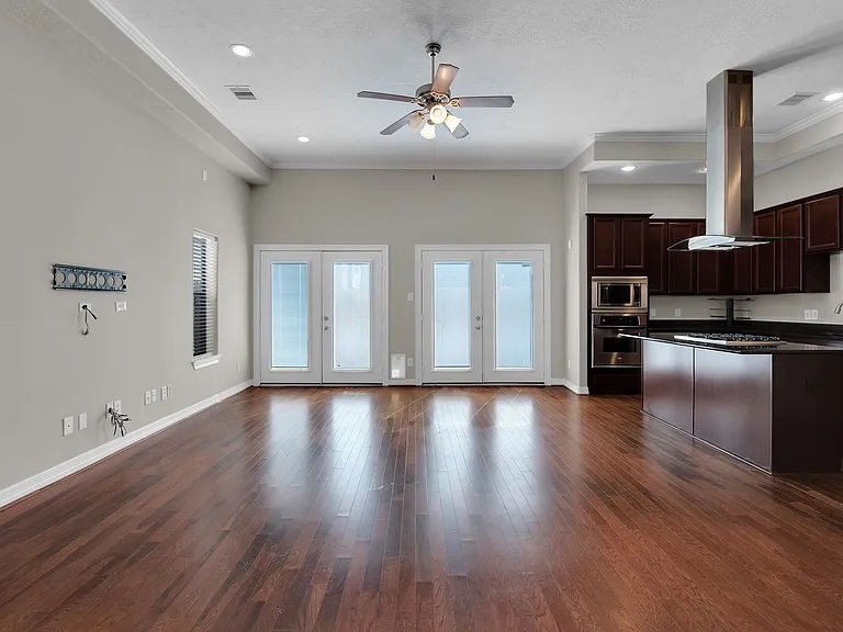 3BR Home in Houston , TX photo 6