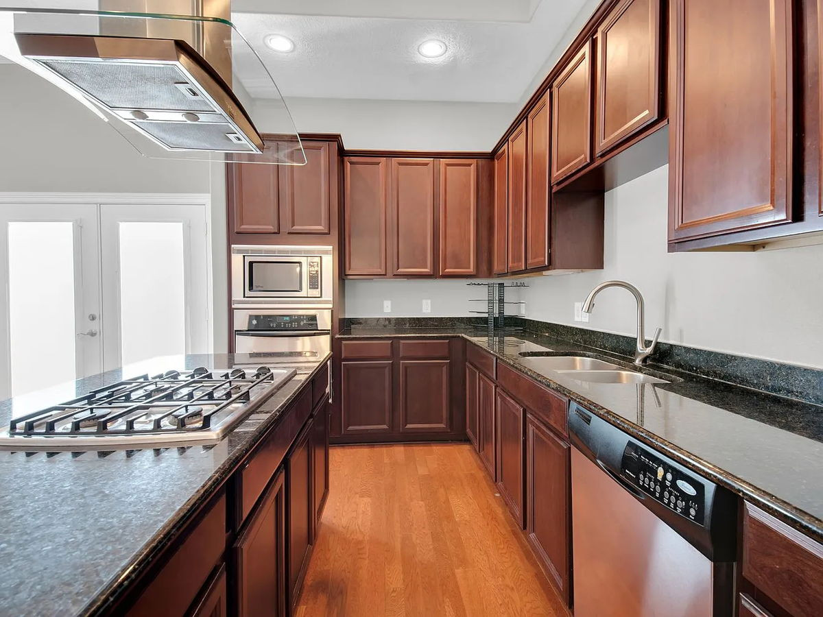 3BR Home in Houston , TX photo 10