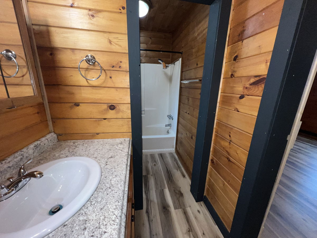 Renovated Mountain Cabin on 2 Acres in Ellijay, GA photo 6