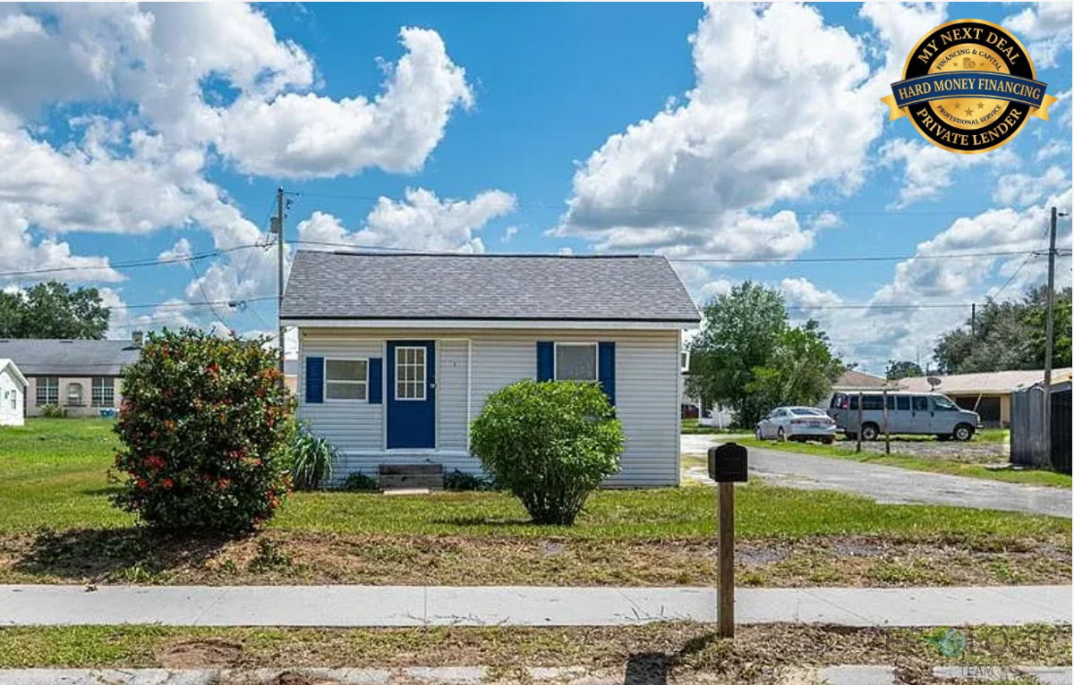 LAKE WALES | VALUE-ADD OPPORTUNITY | MOVE-IN READY COTTAGE IN 520 W Jackson Avenue, Lake Wales, FL 33853
