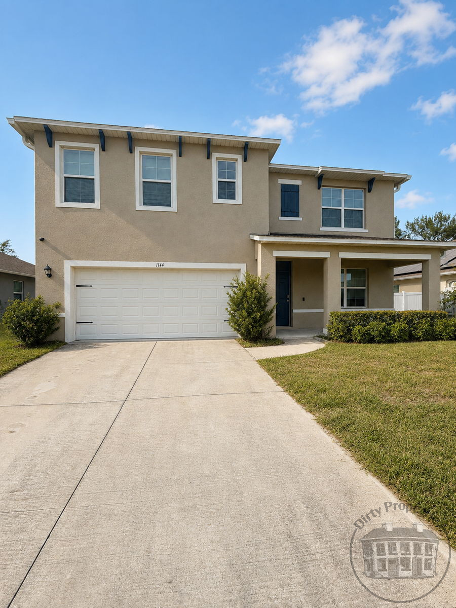 🏡 GIANT 2,600 Sq Ft Newer Two-Story Deltona Home 🚗 2022 Build w/ 2-Car Garage 🔨 EASY RENO 🛏️ 5BD/3BA 💰 ARV $440K