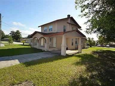 3BR Home in Lakeland , FL photo 2