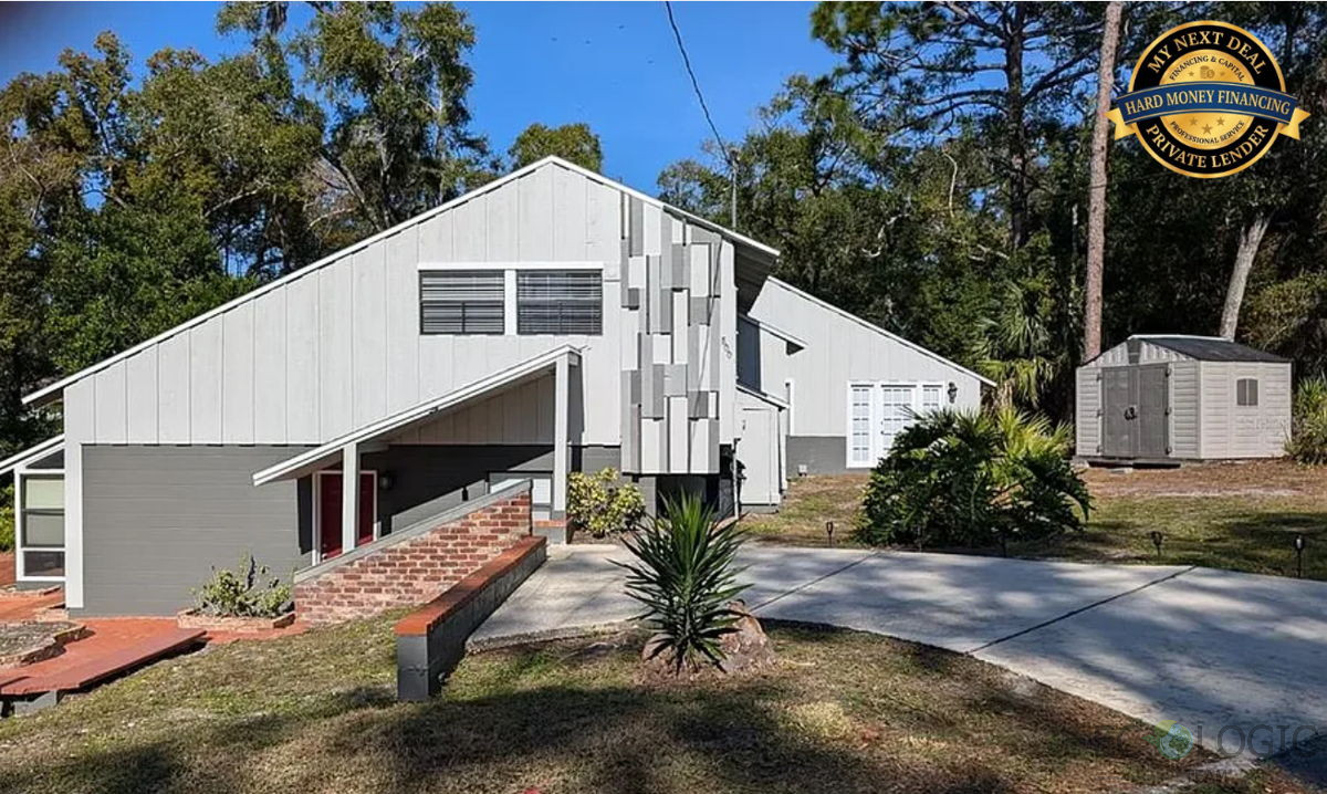 ALTAMONTE SPRINGS | WATERFRONT VALUE-ADD | LAKEFRONT OPPORTUNITY IN 800 Lake Marion Drive, Altamonte Springs, FL 32701