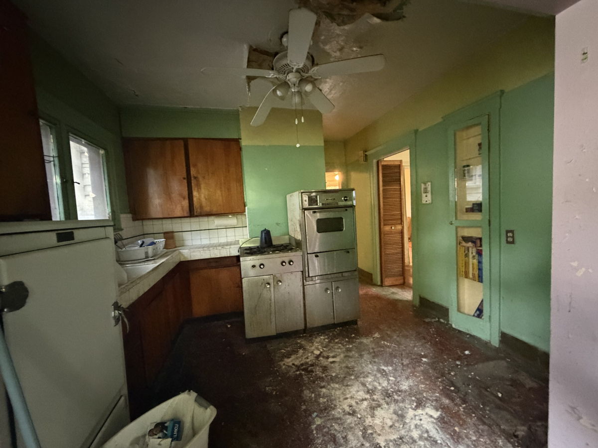 Off market investment property! 1530 Hazelwood st Detroit, Michigan 48206 photo 7