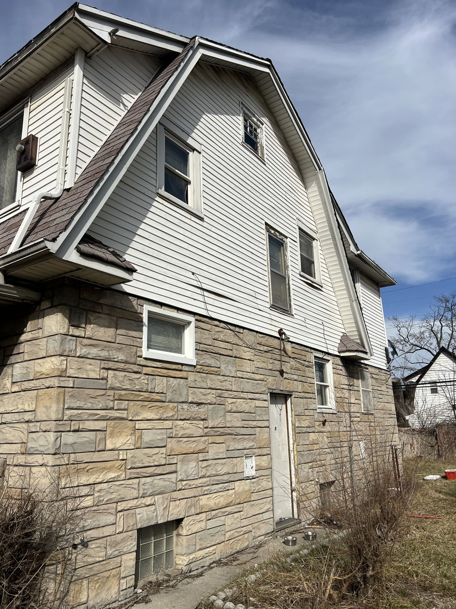 Hot! Off market duplex brrrr 13142 meyers rd photo 4